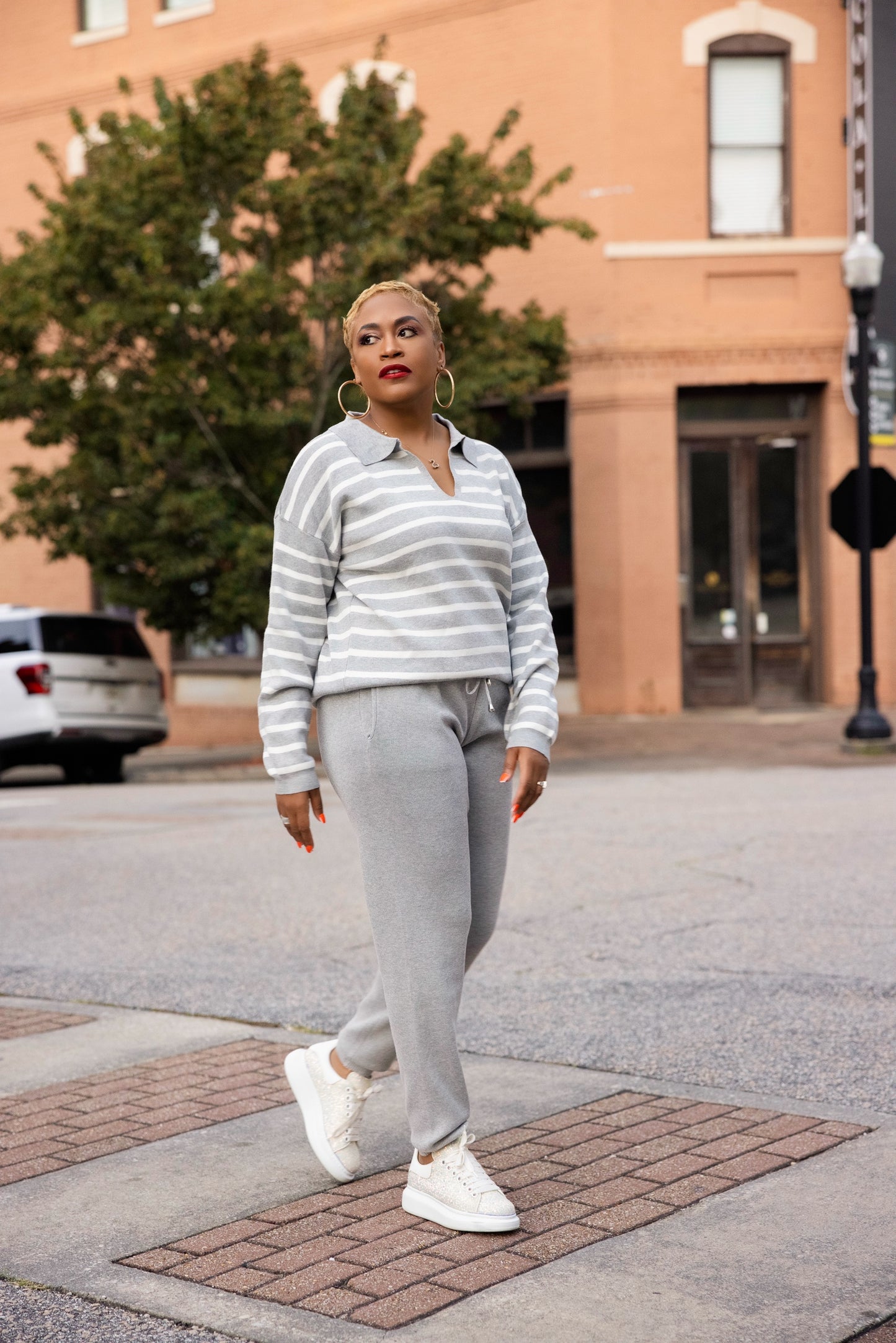 Ensemble en tricot douillet gris et crème